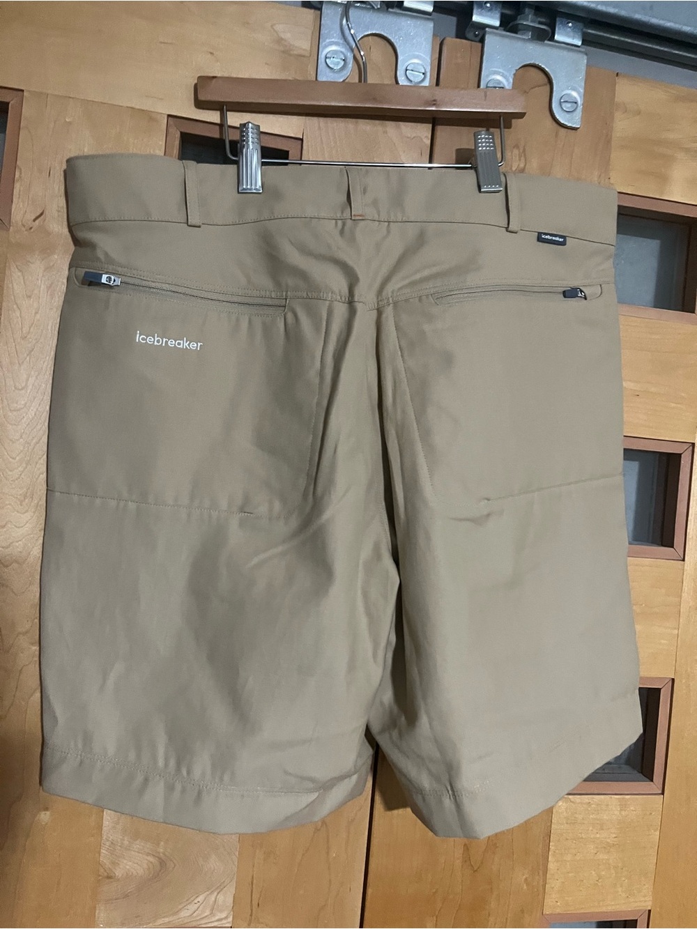 Icebreaker Merino Blend Beige Shorts with Orange Piping, Measure 32” - Picture 9 of 12